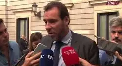 &Oacute;scar Puente le da un rev&eacute;s a Javier Negre en pleno Congreso al ser preguntado