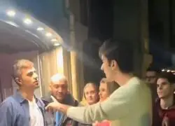 As&iacute; se comporta un pijo en la puerta de una discoteca de Barcelona