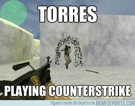 1445 - Torres jugando al counter strike