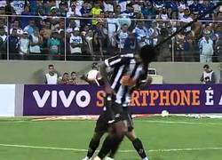 Enlace a VÍDEO: Golazo de Ronaldinho
