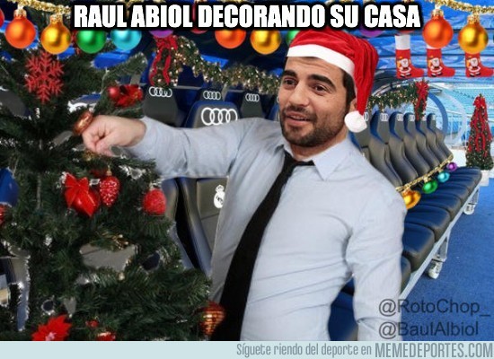 49267 - Raul Abiol decorando su casa para navidad por @BaulAlbiol