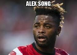 Enlace a Alex Song