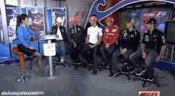 Enlace a GIF: Schumacher trolleando a Hamilton