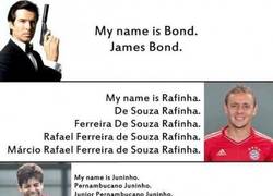 Enlace a ¿James Bond? Please