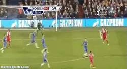 Enlace a GIF: Y con este gol, el QPR derrotó al Chelsea