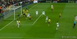 Enlace a GIF: El gol de Ramos, que nos hizo soñar con la remontada