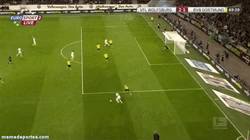 Enlace a GIF: Golazo de Olic contra el Borussia