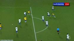 Enlace a GIF: Magia brasileira en el último gol ante Honduras