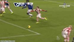 Enlace a GIF: Menuda delantera de jóvenes tiene el Everton. Lukaku y 4-0