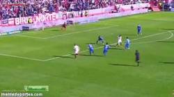 Enlace a GIF: Jugadón del Sevilla y gol de Víctor Machín Pérez contra el Getafe