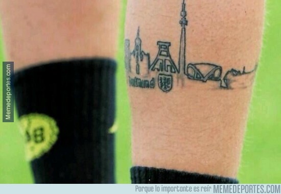 244467 - [TRIVIA] ¿Qué jugador del Borussia Dortmund tiene ese tatuaje?