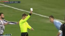 Enlace a GIF: Penalti y expulsión de Gianluigi Buffon, la cuarta en toda su carrera