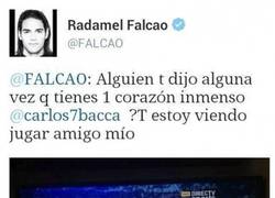 Enlace a La respuesta de Radamel Falcao al gran gesto de Carlos Bacca