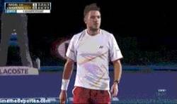 Enlace a GIF: Así reaccionó S. Wawrinka tras ganar el Open de Australia