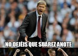 Enlace a La defensa del Arsenal se tomó en serio lo de no dejar que Suárez marque