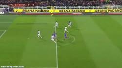 Enlace a GIF: Golazo de Juan Guillermo Cuadrado que le dio el pase a la final a la Fiorentina en la Tim Cup