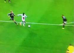Enlace a GIF: Y éste es el primer Gol de la Champions League 2014, Matuidi del PSG