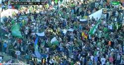 Enlace a GIF: Afición del Betis hoy domingo