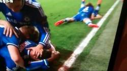 Enlace a Mientras tanto, en la celebración del gol de la clasificación ¿Pero qué haces, David Luiz?