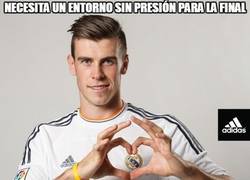 Enlace a Toda la prensa cargando de presión a Bale