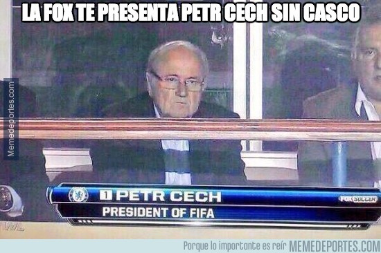 304078 - Petr Cech, presidente de la FIFA, cazado en el palco