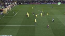 Enlace a GIF: El esperado gol decisivo de Messi que culmina la extraña remontada