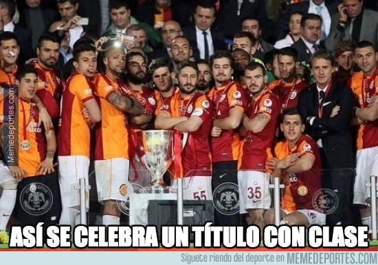314358 - Así se gana un título de liga. Grande Galatasaray