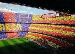 Enlace a Los 447 fans del Atlético a su rollo chafando el mosaico