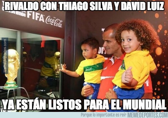 323092 - Rivaldo con Thiago Silva y David Luiz