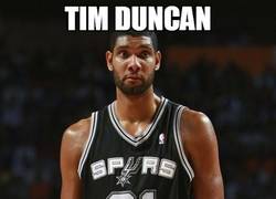 Enlace a Tim Duncan, campeón de la NBA en 3 épocas distintas