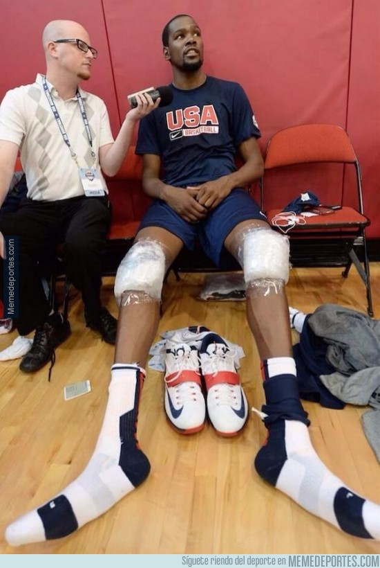 368069 - ¿Pero Durant tiene piernas o sticks de hockey?