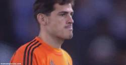 Enlace a GIF: Casillas nos ofrece el mejor resumen del partido