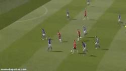 Enlace a GIF: Golazo de Di Maria, 2 goles en 3 partidos con el United