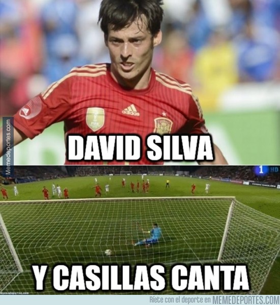 396704 - David Silva y Casillas canta