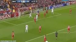 Enlace a GIF: Gol de Benzema, el Madrid es una apisonadora