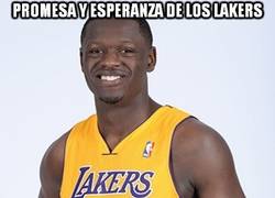 Enlace a Promesa y esperanza de los lakers
