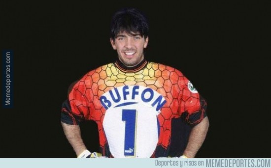 405020 - Foto del debut de Buffon con la selección italiana en 1997 y no, no es photoshop