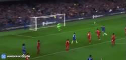 Enlace a GIF: El gol de Diego Costa. Only for Chelsea