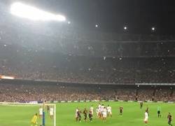 Enlace a GIF: El gol de Messi de falta desde una gran perspectiva