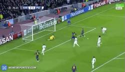 Enlace a GIF: ¡Primer gol de Suárez en el Camp Nou! 3-1