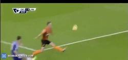 Enlace a GIF: Gran cabezazo de Hazard que adelanta al Chelsea ante el Hull