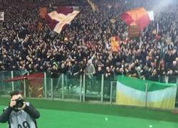 Enlace a Así ha quedado de chopeable el selfie de Totti