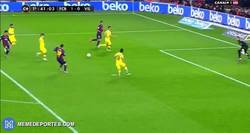 Enlace a GIF: Y como siempre y para variar, Suárez asiste y Messi marca