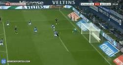 Enlace a GIF: Gran gol de Bellarabi, se adelanta el Bayer contra el Schalke