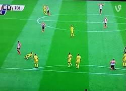 Enlace a GIF: Gol de Pellè para el Southampton