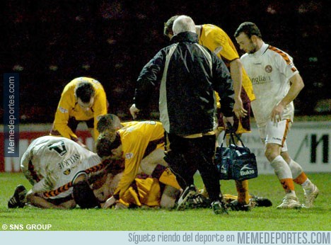 530615 - Futbolistas que nos dejaron cuando estaban en activo. Homenaje a todos ellos. DEP