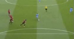 Enlace a GIF: El hat-trick de Aguero al QPR, una máquina de hacer goles