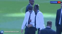 Enlace a GIF: Pogba trolleando a Morata, buen rollo en el vestuario de la Juventus