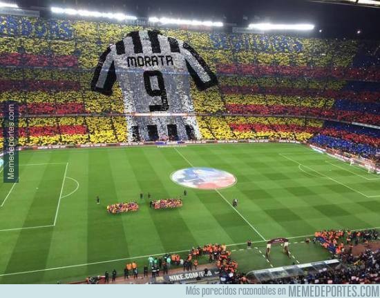 546935 - La afición del Barça haciendo honor a Morata con este mosaico
