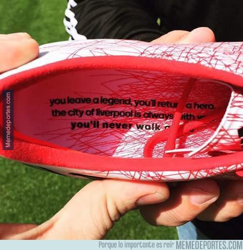 551023 - El mensaje de Adidas en las botas de Gerrard para su último partido en Anfield